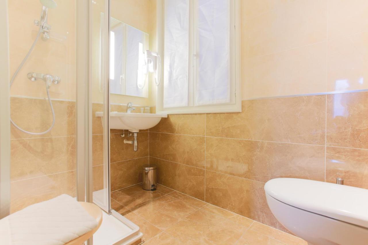 Hotel Bellevue Saint-Lazare Paryż Zewnętrze zdjęcie